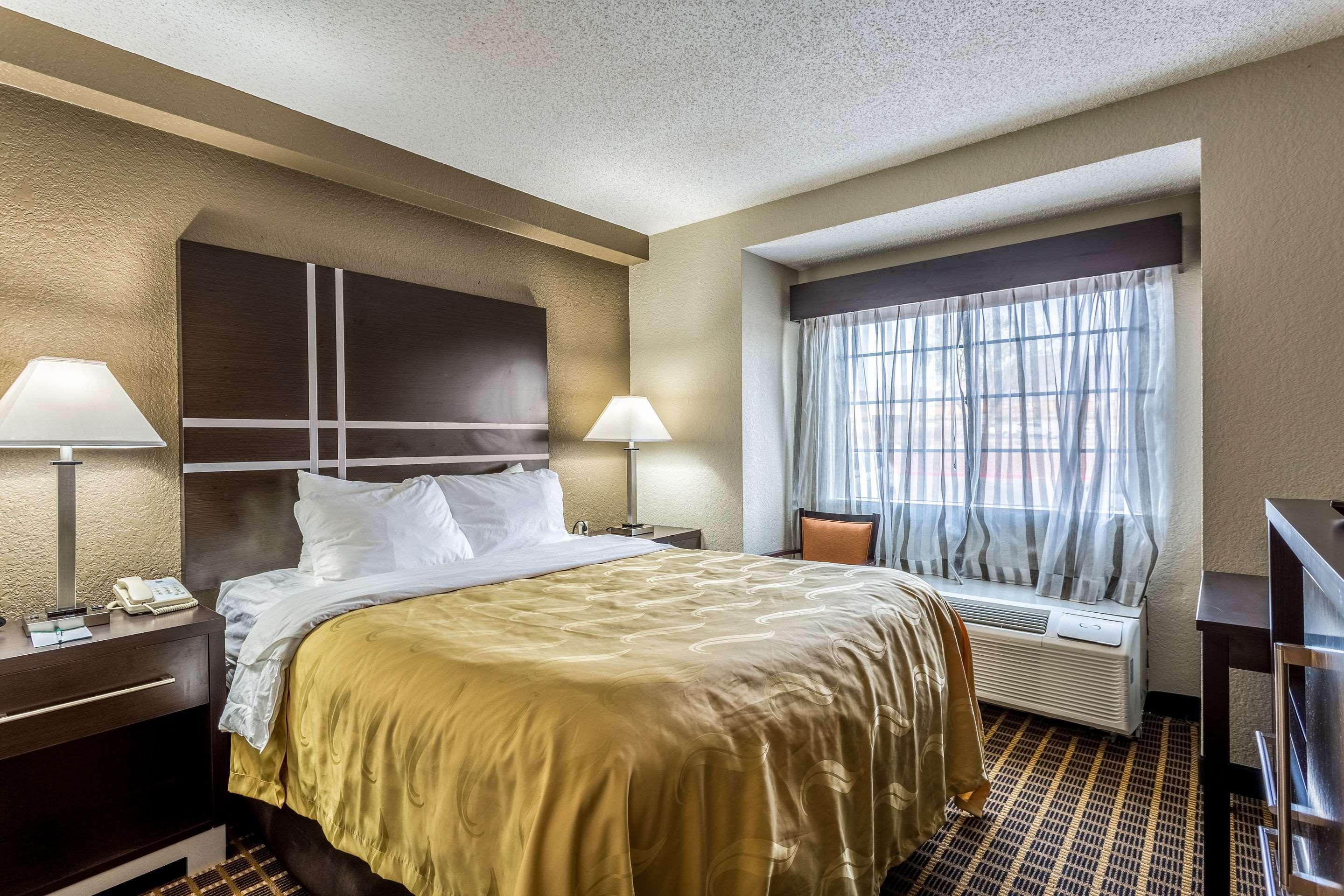 Quality Inn&suites I-10 El Paso