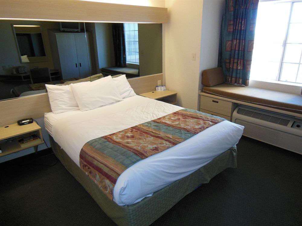 Hotel Quality Inn&suites I-10 2*