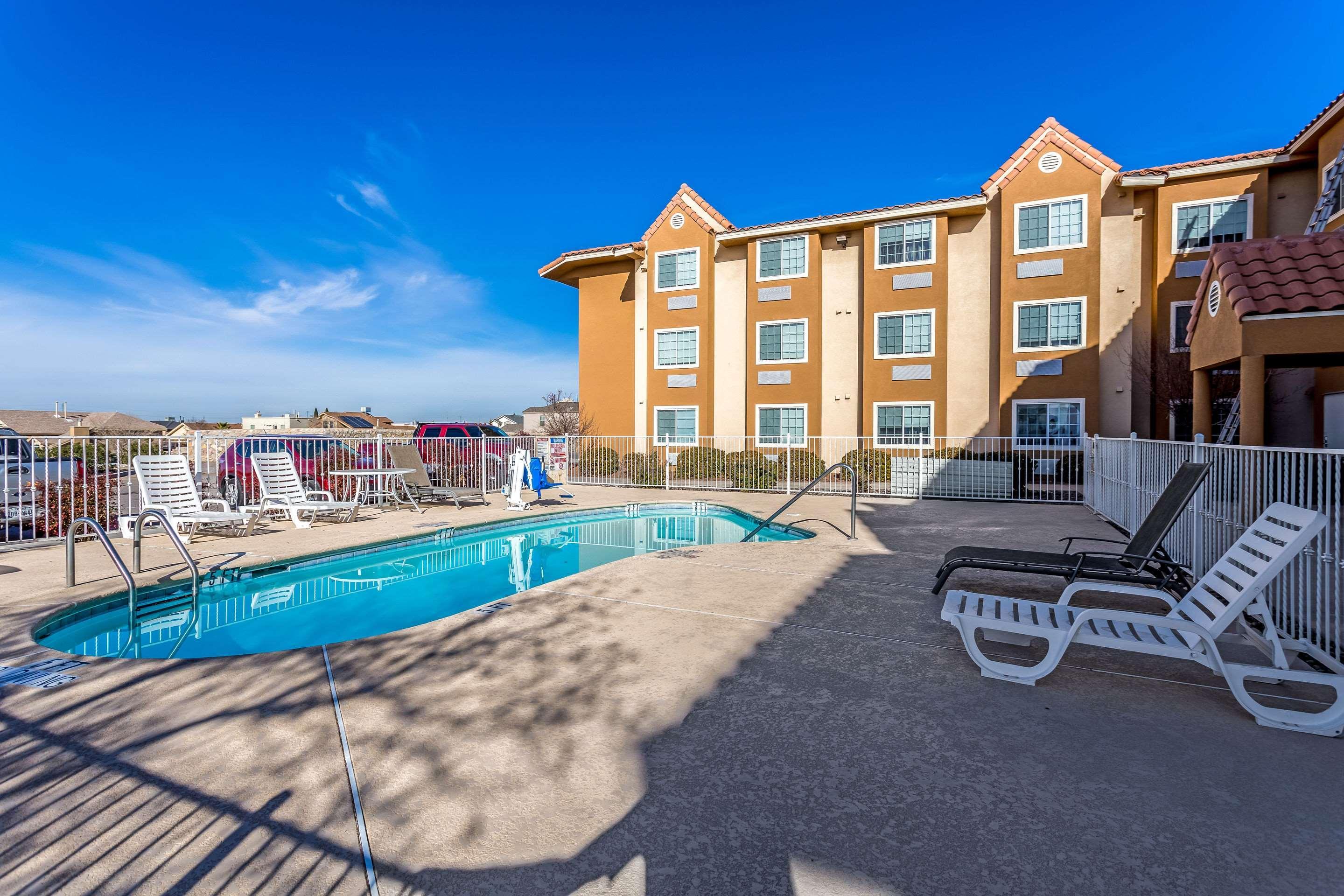 Quality Inn&suites I-10 Hotel