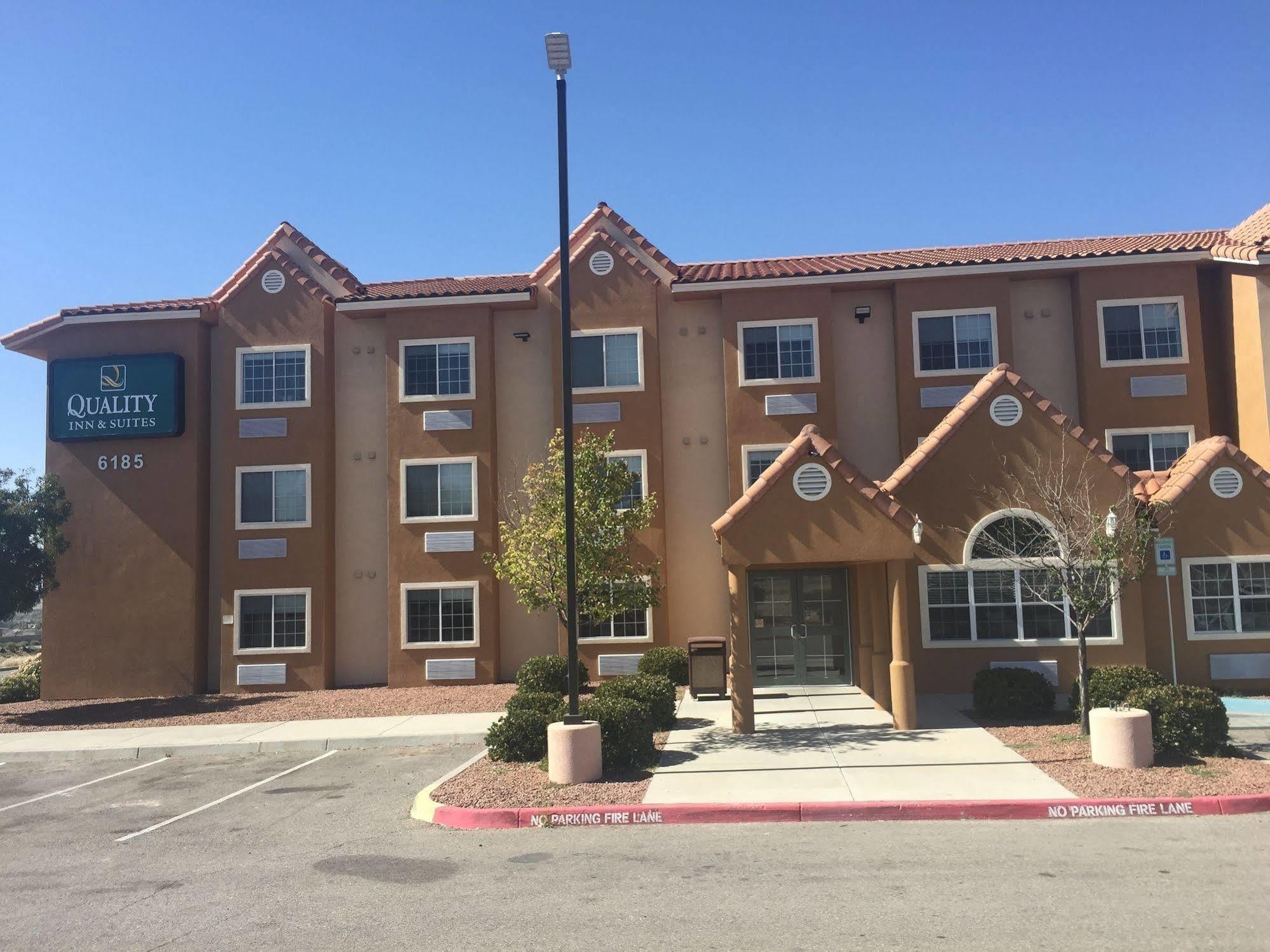 Quality Inn&suites I-10 Hotel 2*